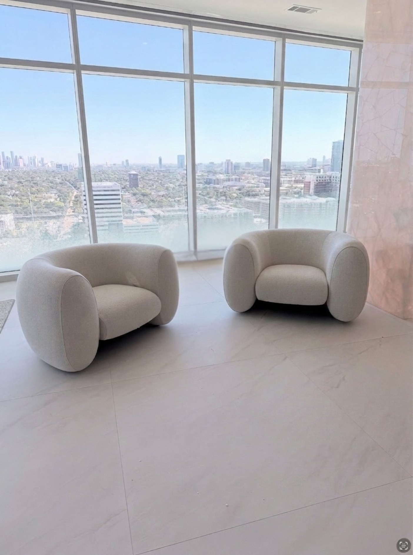 Arabella lounge with skyline view